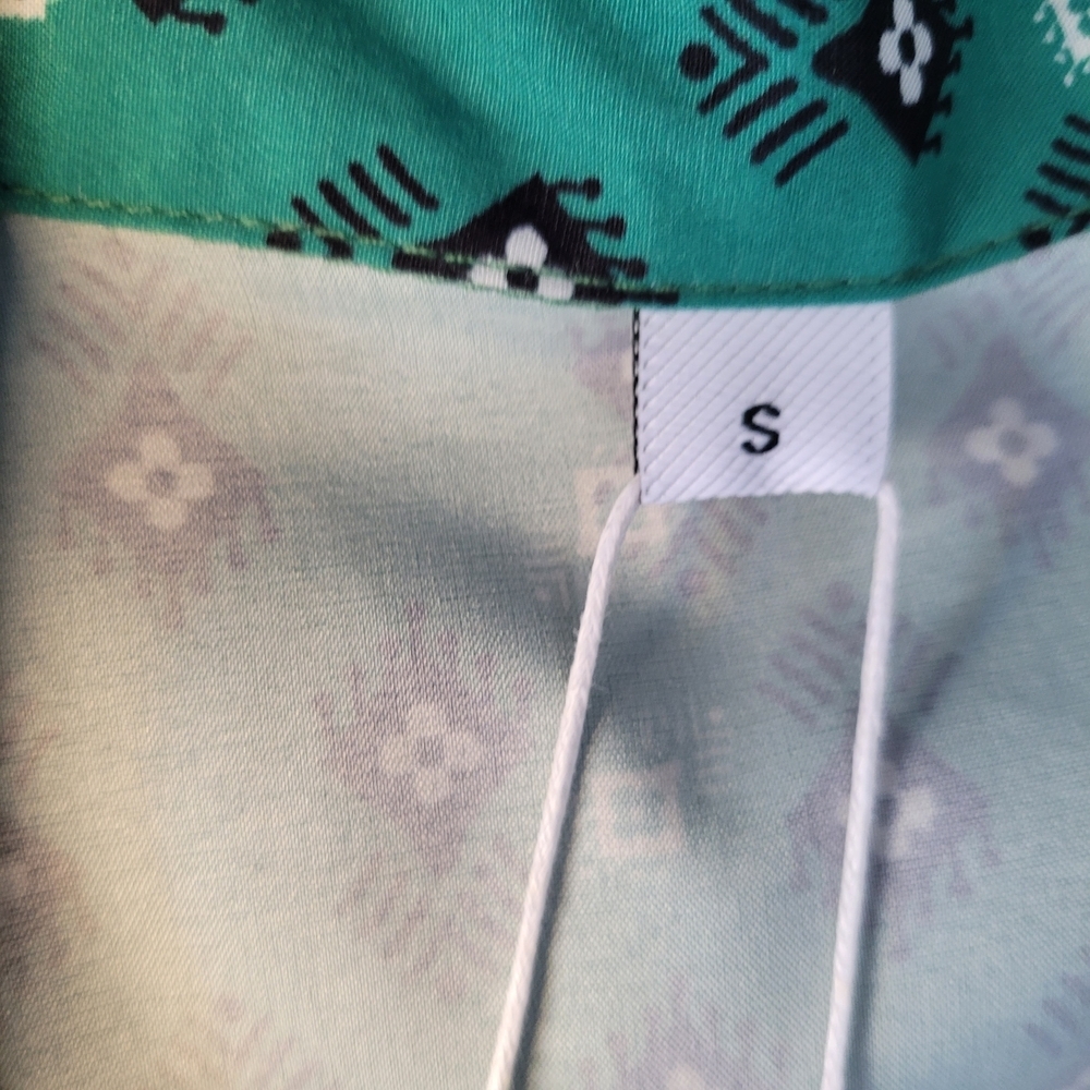 Green Patterned Long Sleeve Dress - Picture 2 of 3